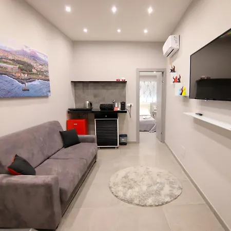 Montesanto Station 4*