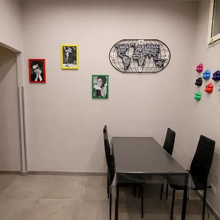 Montesanto Station Bed and breakfast 4*