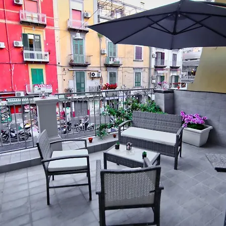 Montesanto Station Bed and breakfast