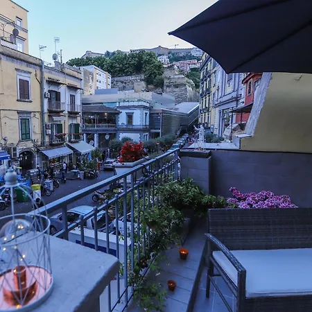 Montesanto Station Bed & Breakfast *