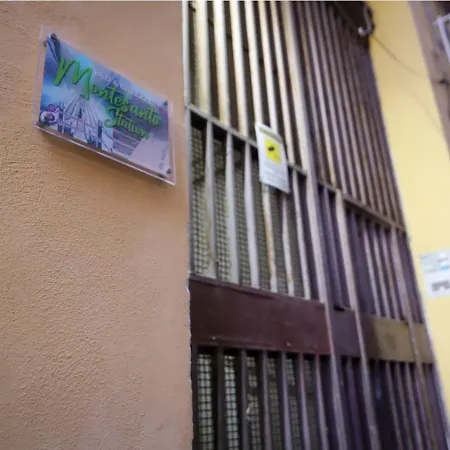 Montesanto Station Bed & Breakfast Naples