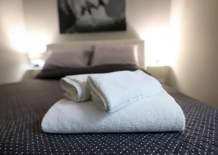 Montesanto Station Bed & Breakfast